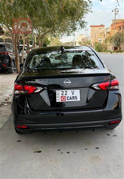 نيسان فيرسا